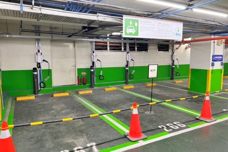 新光三越信義A8